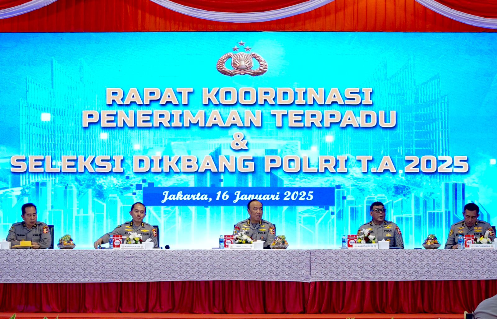 Kick Off Penerimaan Terpadu Polri 2025. Undangan terbuka Untuk Anak-anak Muda Terbaik Bangsa