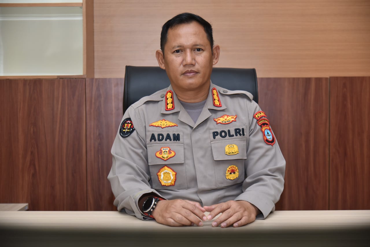 Kabid Humas: 6 Anggota Polres HST Diproses Hukum, Info yang Beredar Adalah Miskomunikasi, Kapolda Kalsel Tegaskan Tidak Ada Toleransi