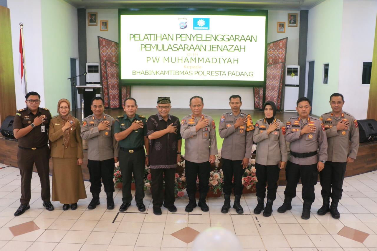 Sinergi Polri dan Muhammadiyah: Pelatihan Pemulasaran Jenazah untuk Bhabinkamtibmas Digelar di Padang
